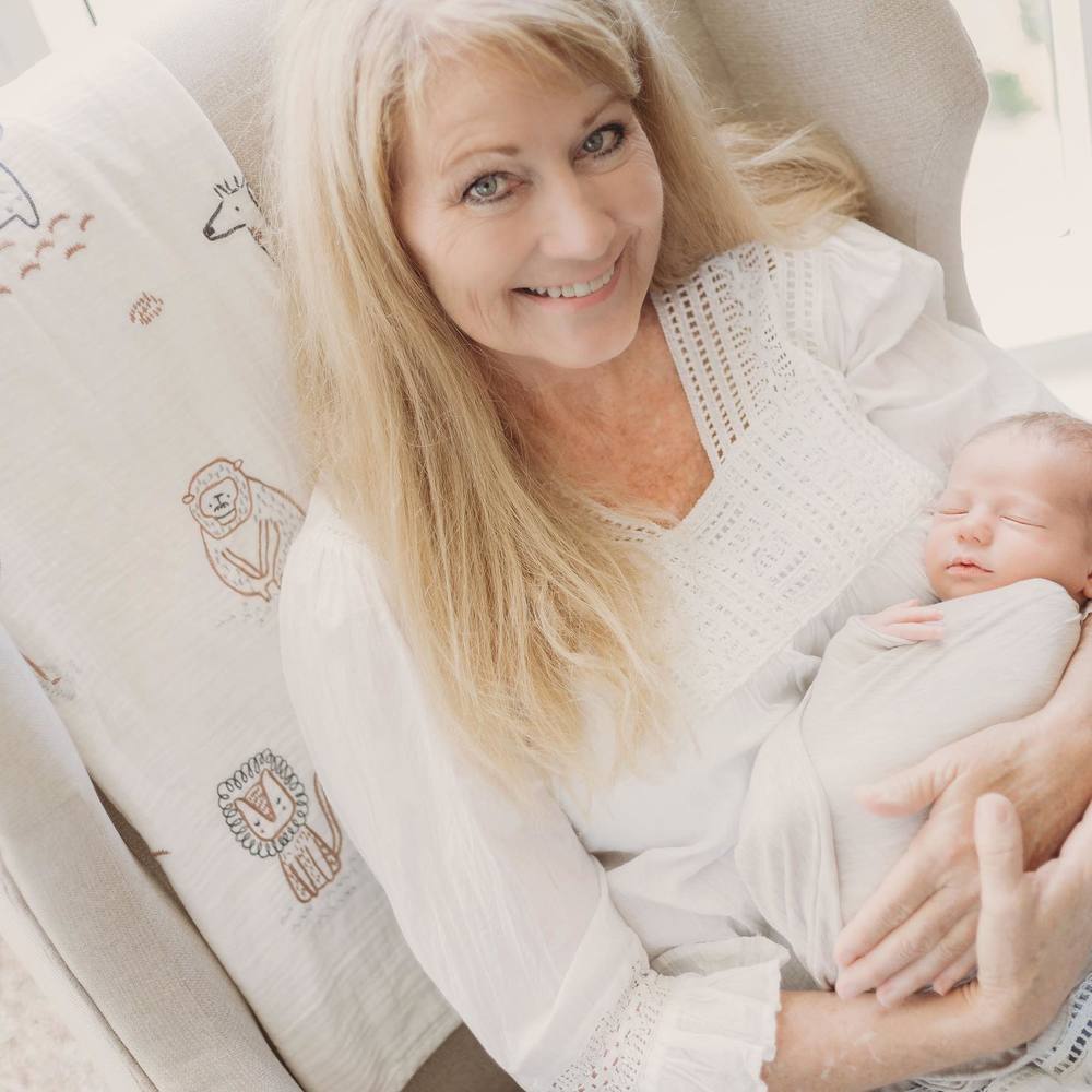 Meet your Posher, Connie